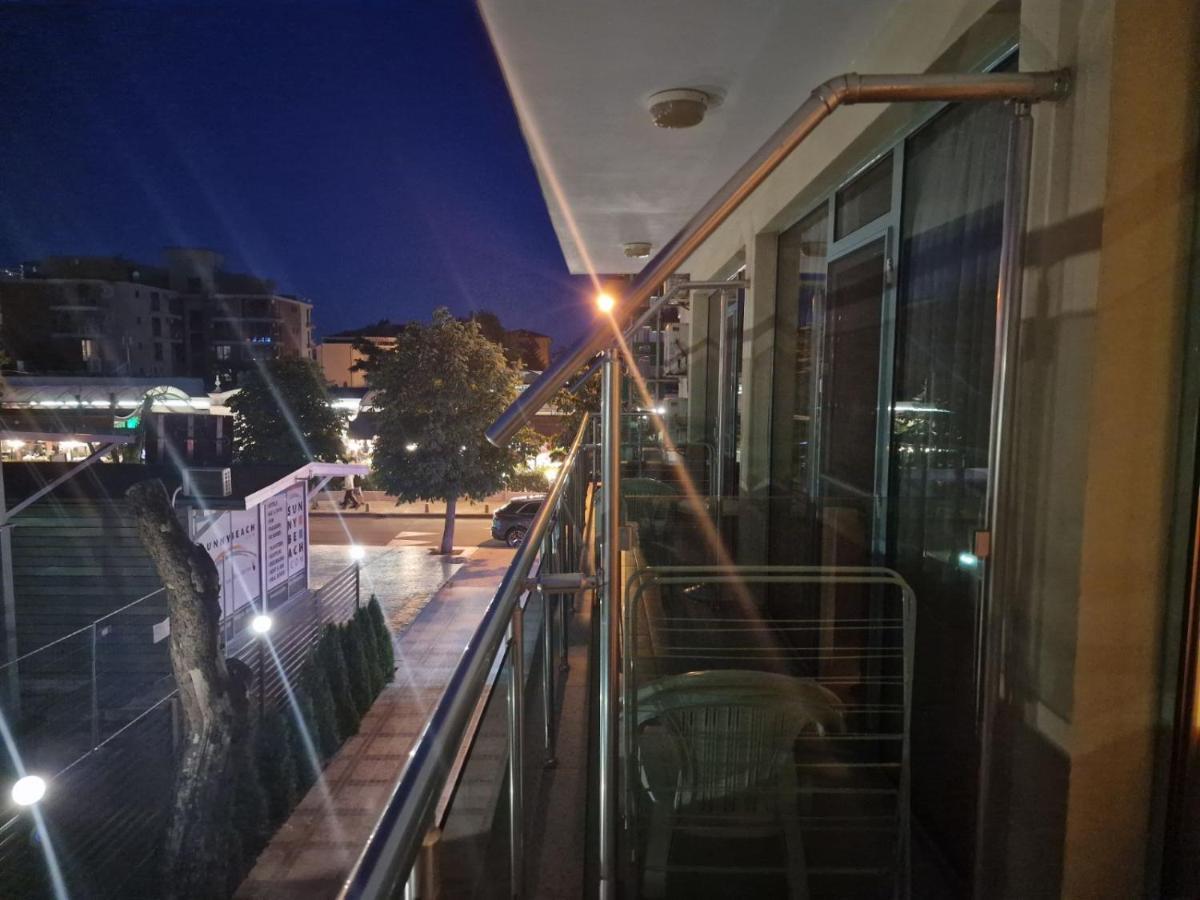 Hotel Harmony ساني بيتش المظهر الخارجي الصورة