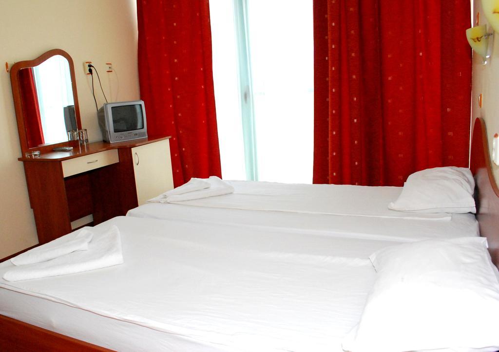 Hotel Harmony ساني بيتش المظهر الخارجي الصورة